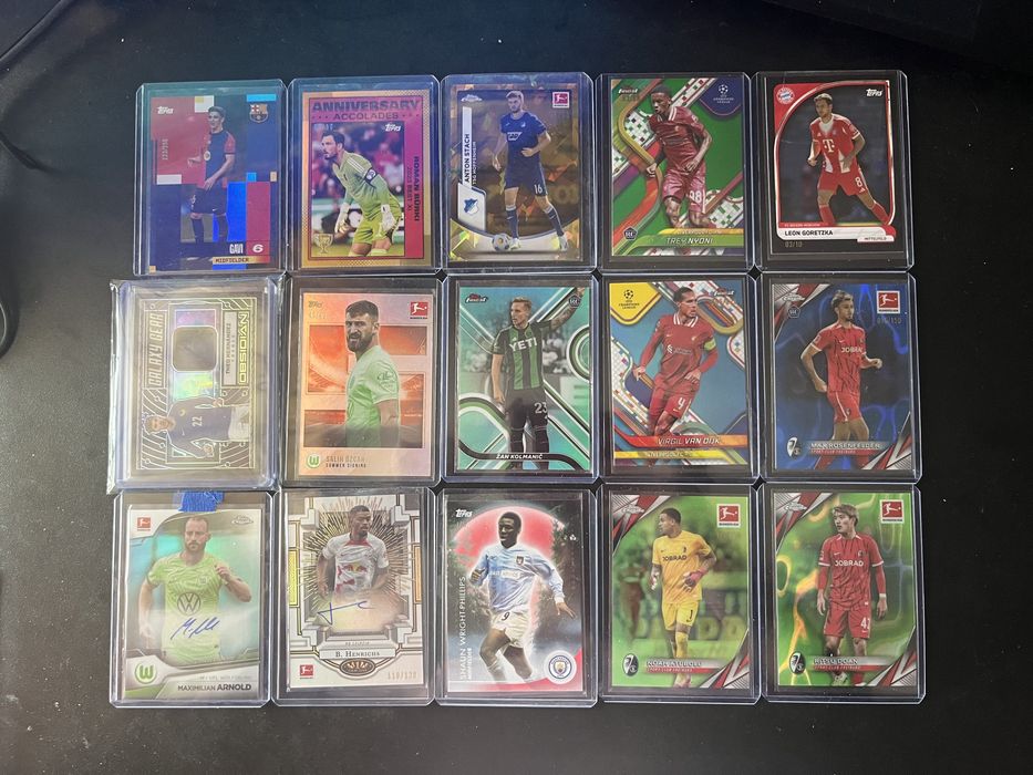 Футболни ларти - Автографи, реликви, номерирани карти /5 /10 /50