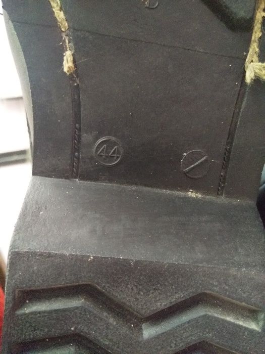 Обувки за лов и риболов,естествена кожа, подметката е шита и лепена