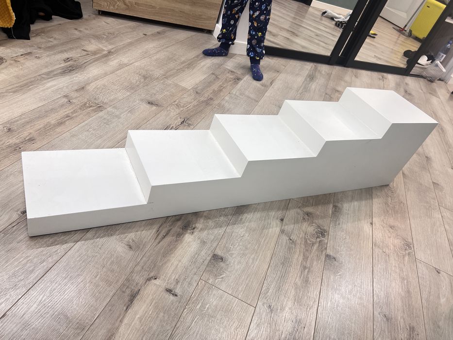 Подставка для цветы. МДФ