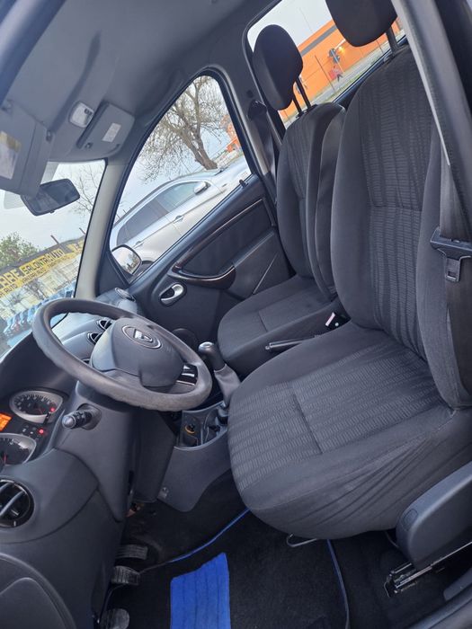 Dacia Duster 2011 Laureate | Finantare | Rate | Garantie |