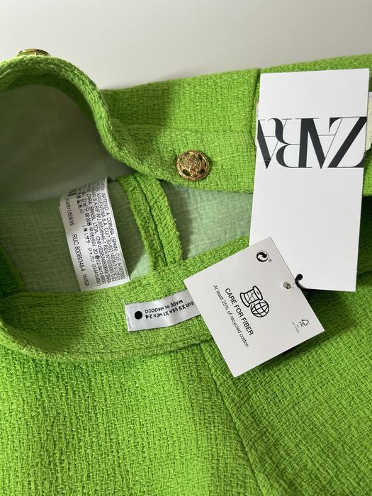Zara къси панталонки от туид с висока талия с етикет