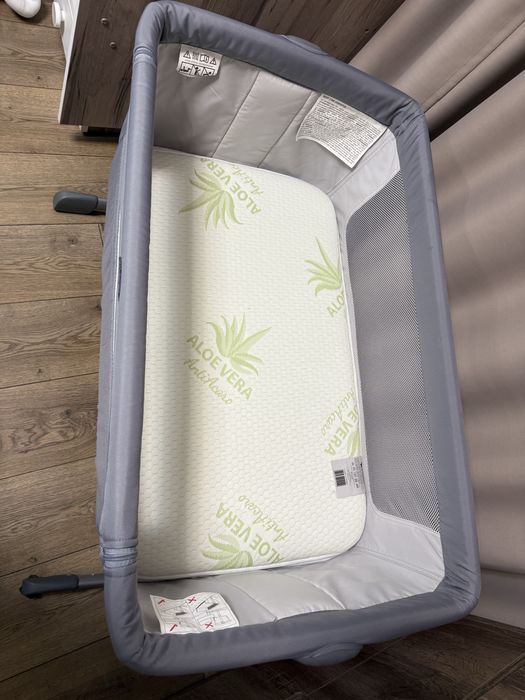 Продавам бебешка кошара Next 2 Me на Chicco