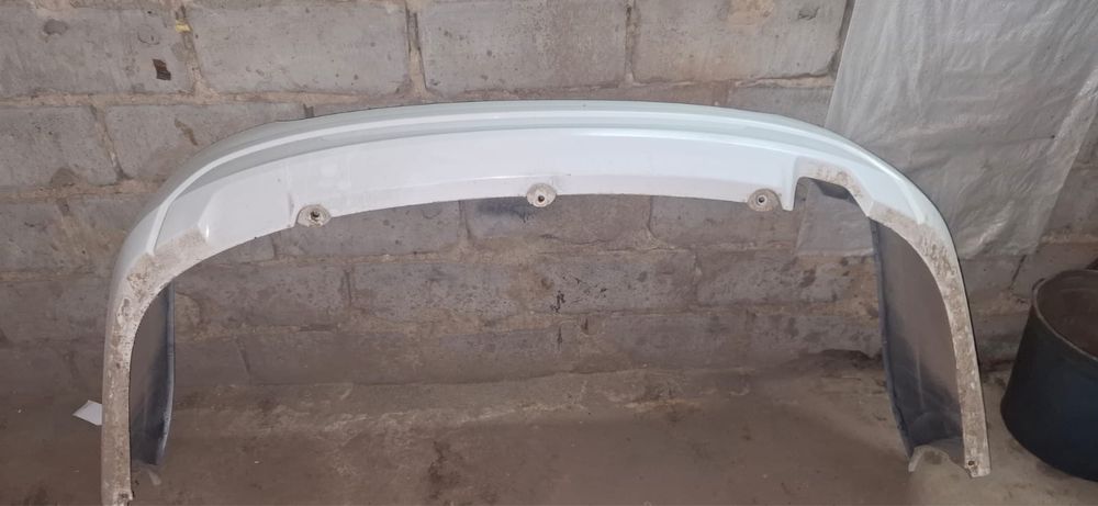 Продам бампер на гранту