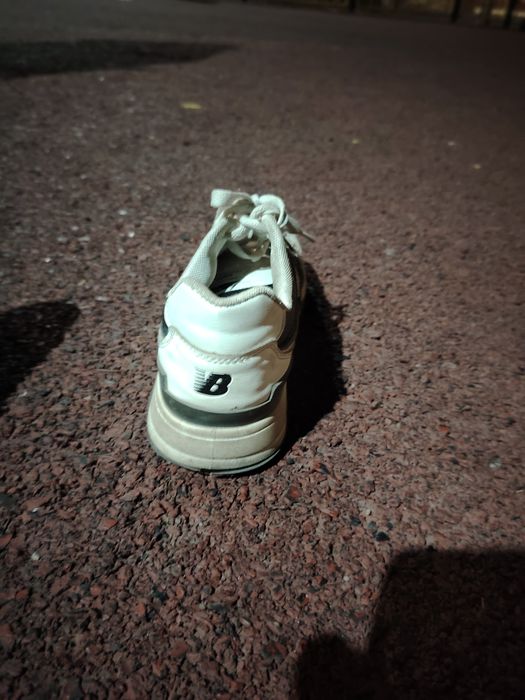 Кроссовки нью бэланс