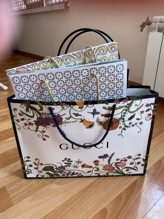 Подарочные пакеты