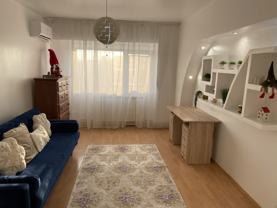 P.F. Inchiriez Ap. 3 camere decomandate