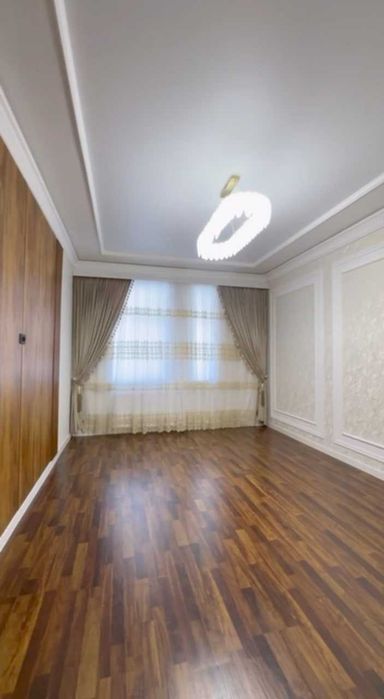3 xonali kvartira Sotiladi