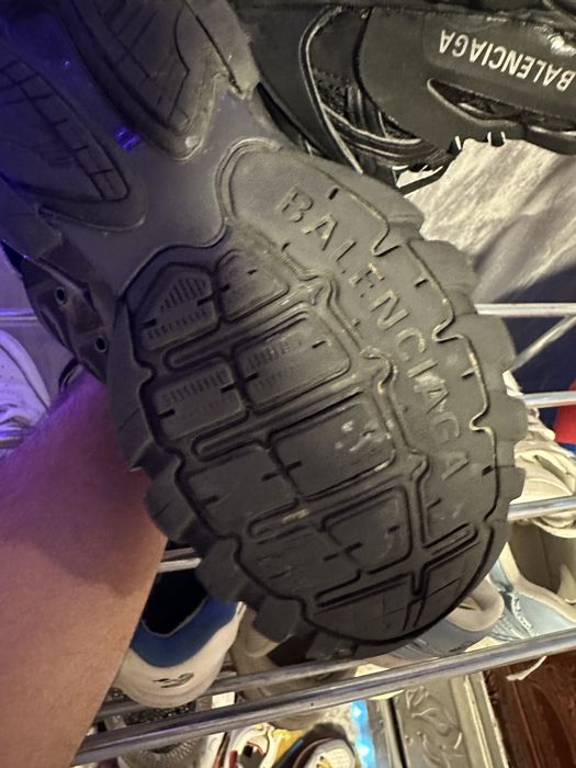 Balenciaga track