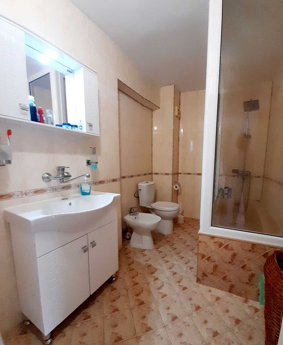 Продава се Многостаен апартамент в Търговище, Център - 300 кв.м за 667 €/кв.м - Снимка #13