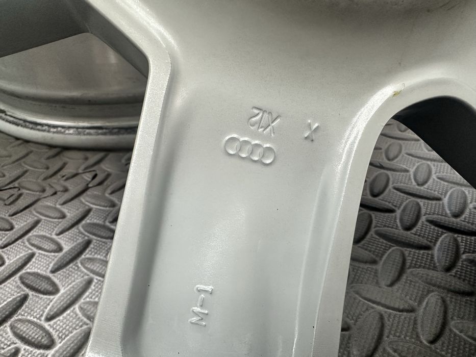 16 цола 5х112 - Audi -A3 - A4