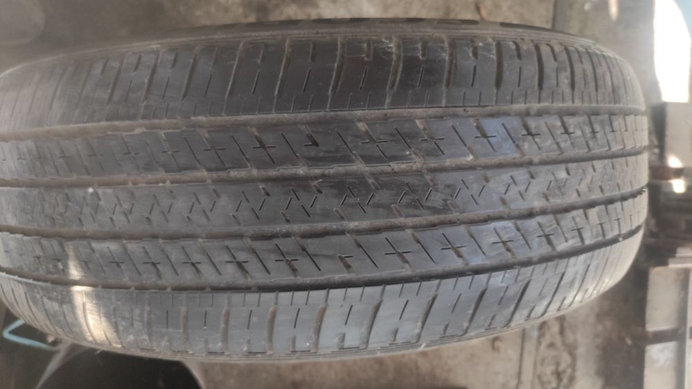 BRIDGESTONE 235/55  R 20