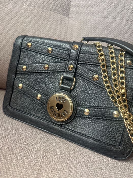 Дамска чанта love moschino