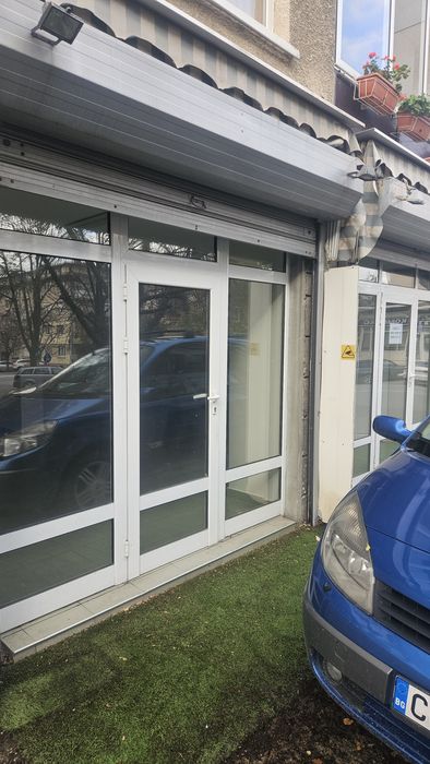 Дава се под наем Магазин в Стара Загора, Център - 40 кв.м за 300 € - Снимка #1