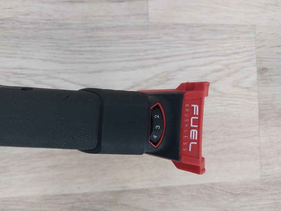 Flex milwaukee cu reglaj turatie, variator, 2022, stare perfectă