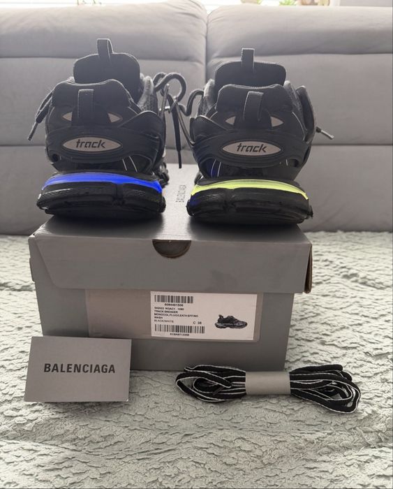 Balenciaga track led