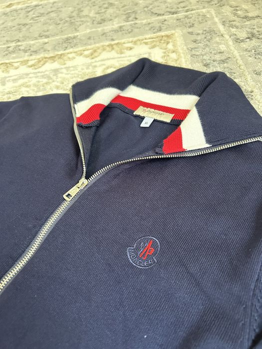 Продам кардиган Moncler