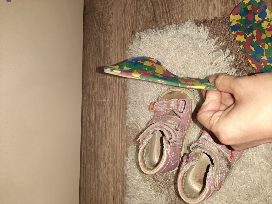 Срочно ортопедический обувь для размер 21 девочек