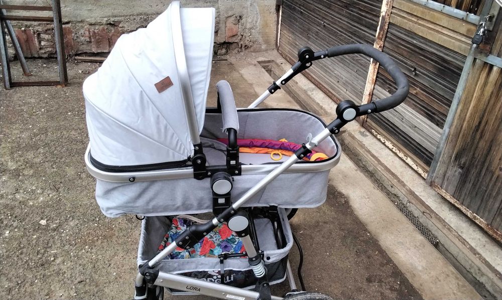Бебешка количка LORA LORELI