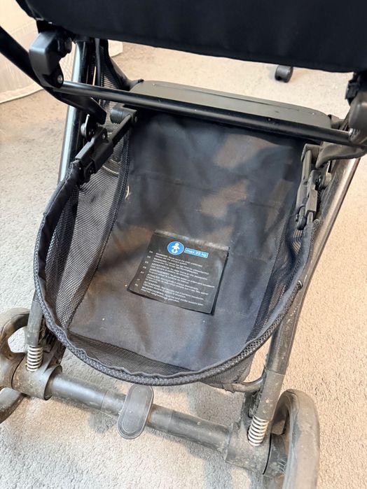 Cărucior cybex beezy
