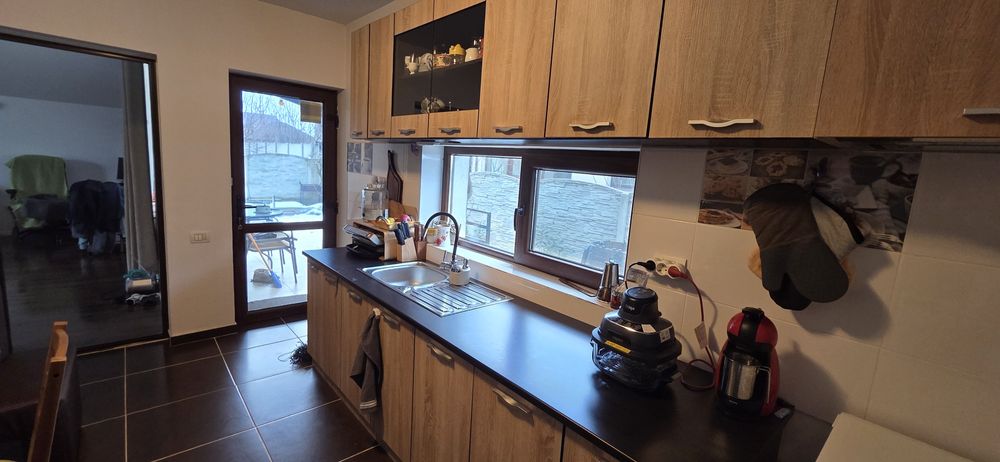 Bucatarie in stare foarte buna, ieftina