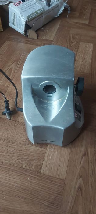 Electrocasnice de bucătărie funcționale cu accesorii