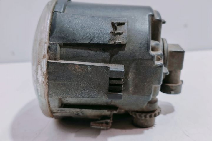 Proiector ceata dreapta cu defect 8200074008 Dacia Logan prima genera