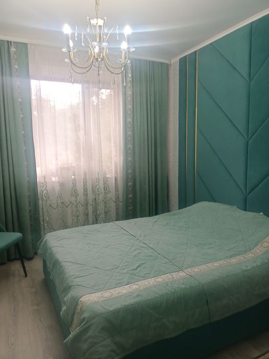 Продам шторы б/у шторы тюль покрывало