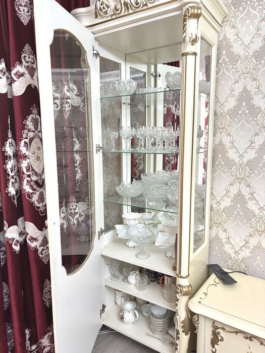 Стенка горка в зал