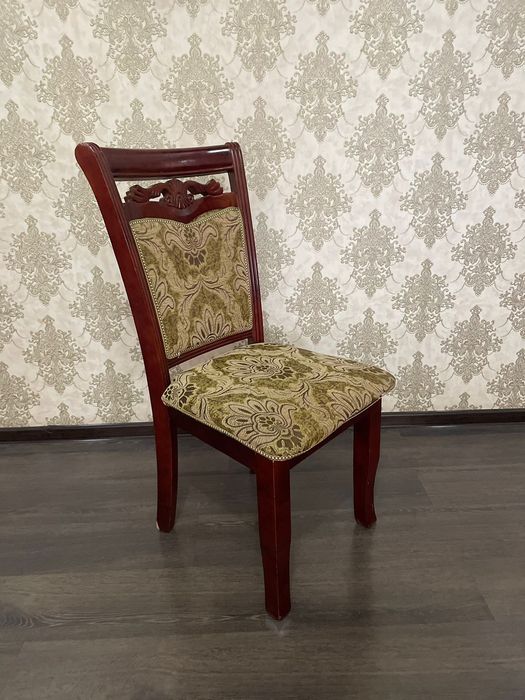 Стулья 12шт в хорошем состаянеи