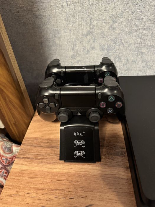 Плестейшн 4 slim