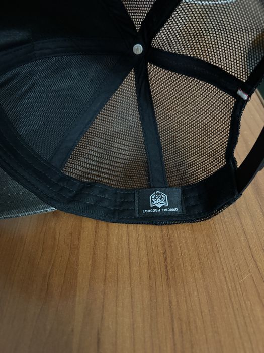 Продам мужскую бейсболку!