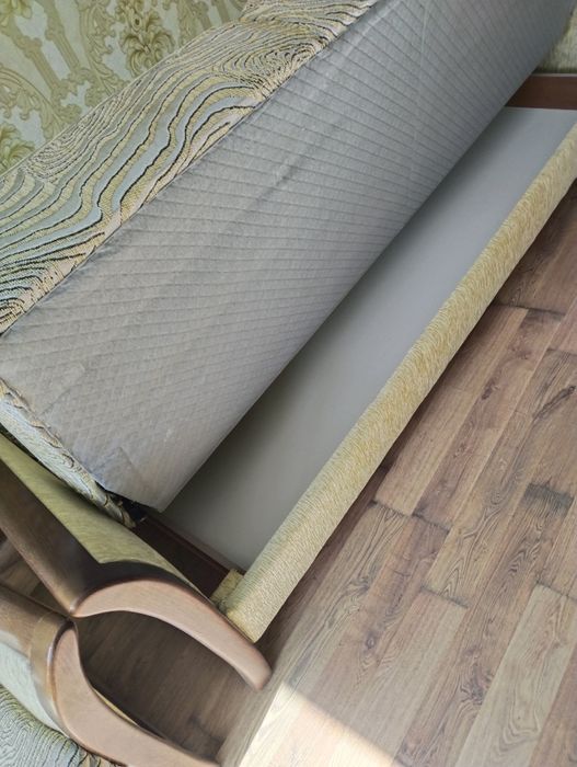 Продам диван 2 кресло.