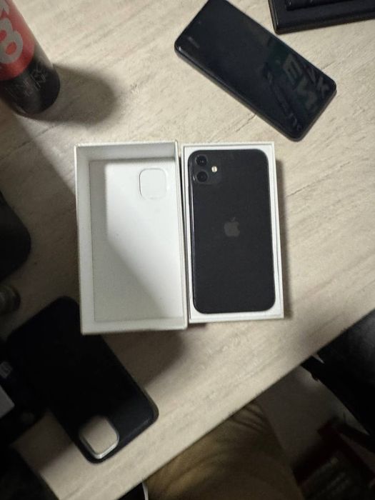 Iphone 11 xotirasi 64 yomkis 80 face tru ton bor