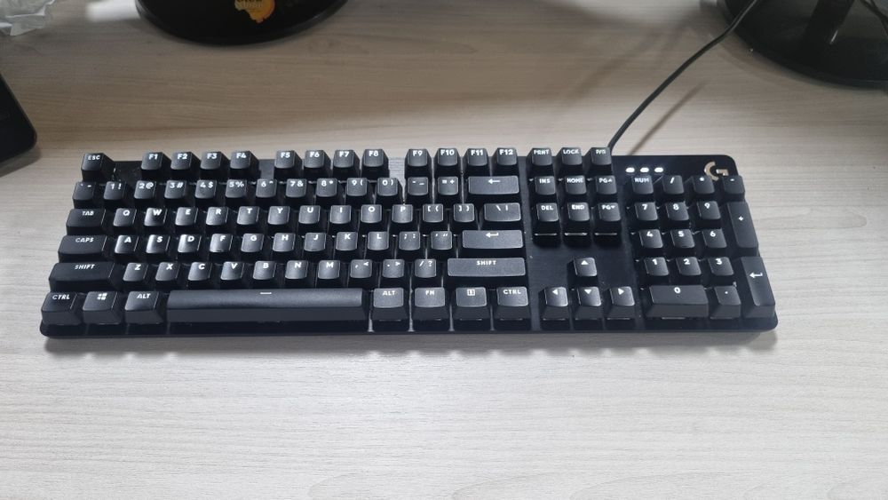 Logitech G413 SE, б/у идеал, полный комплект