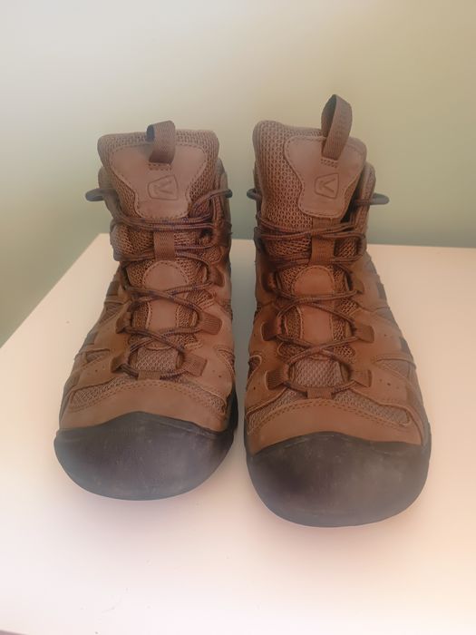 Dolomite Karakorum  45 /  keen circadia mid 45