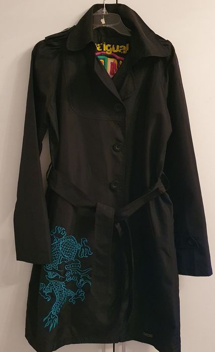 Trenci Desigual mas M