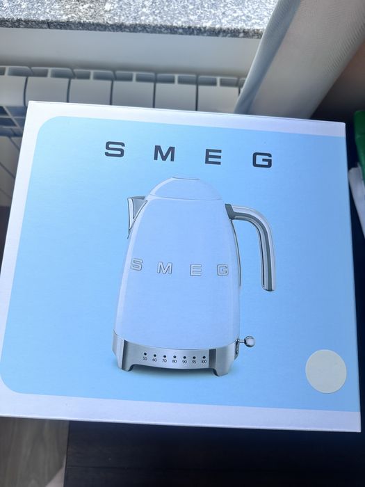 Электрочайник Smeg