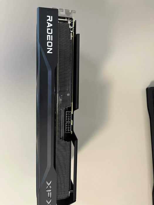 Placa video Radeon RX 9070 XT Swift 16GB