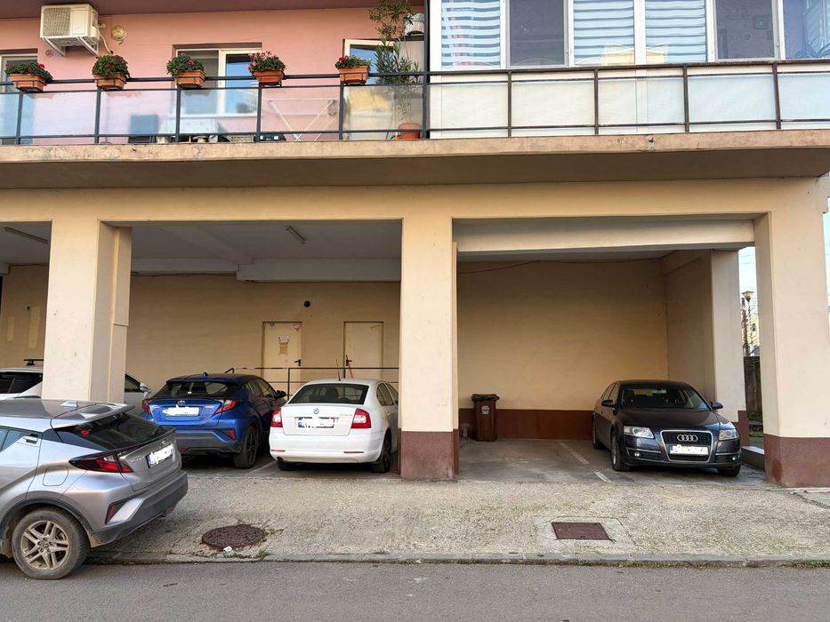 Inchiriez spatiu comercial stradal Sos. Straulesti 74.5 mp