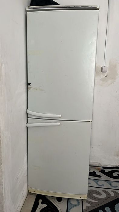Холодильник продам