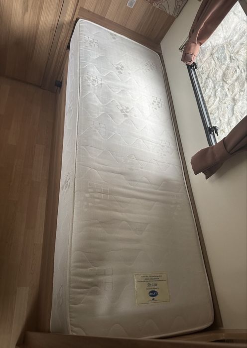 Двулицеви матраци за Bailey Persuit 550-4