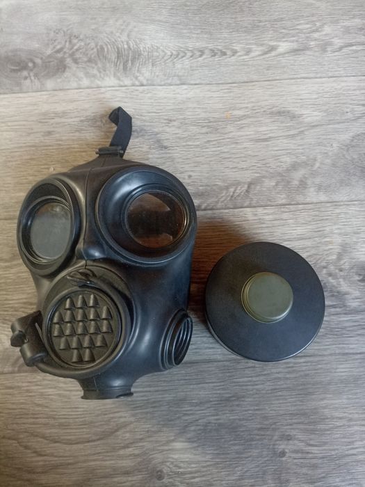 Противогазы пбф и ом90