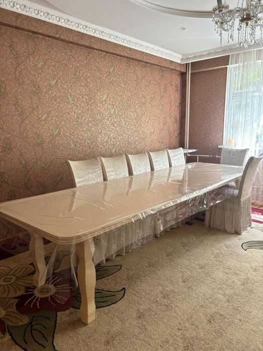 стол со стульями