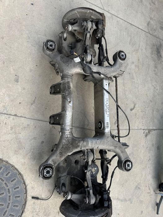 Jug spate bmw seria 5 f11 f10