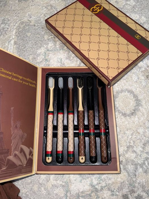 Набор зубных щёток(6шт)