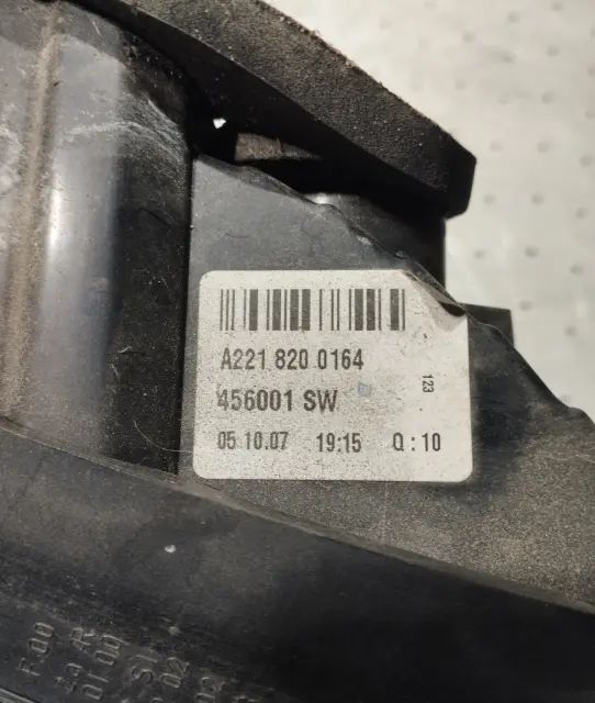 Lampa / Tripla stop stanga pe aripa Mercedes-Benz S-Class 2005