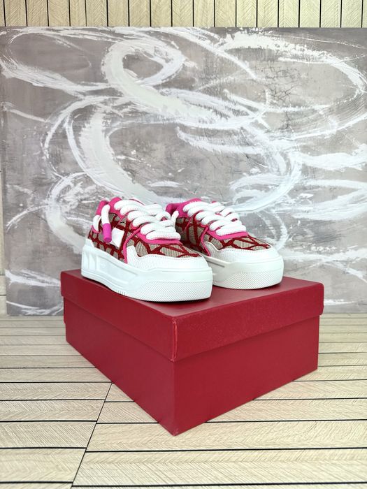 Valentino One Stud Pink
