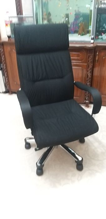 Ofis va uy uchun kresla