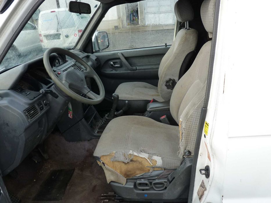 Mitsubishi  4x4 Clima