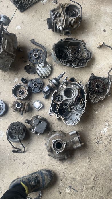 Vând piese atv Bashan 250